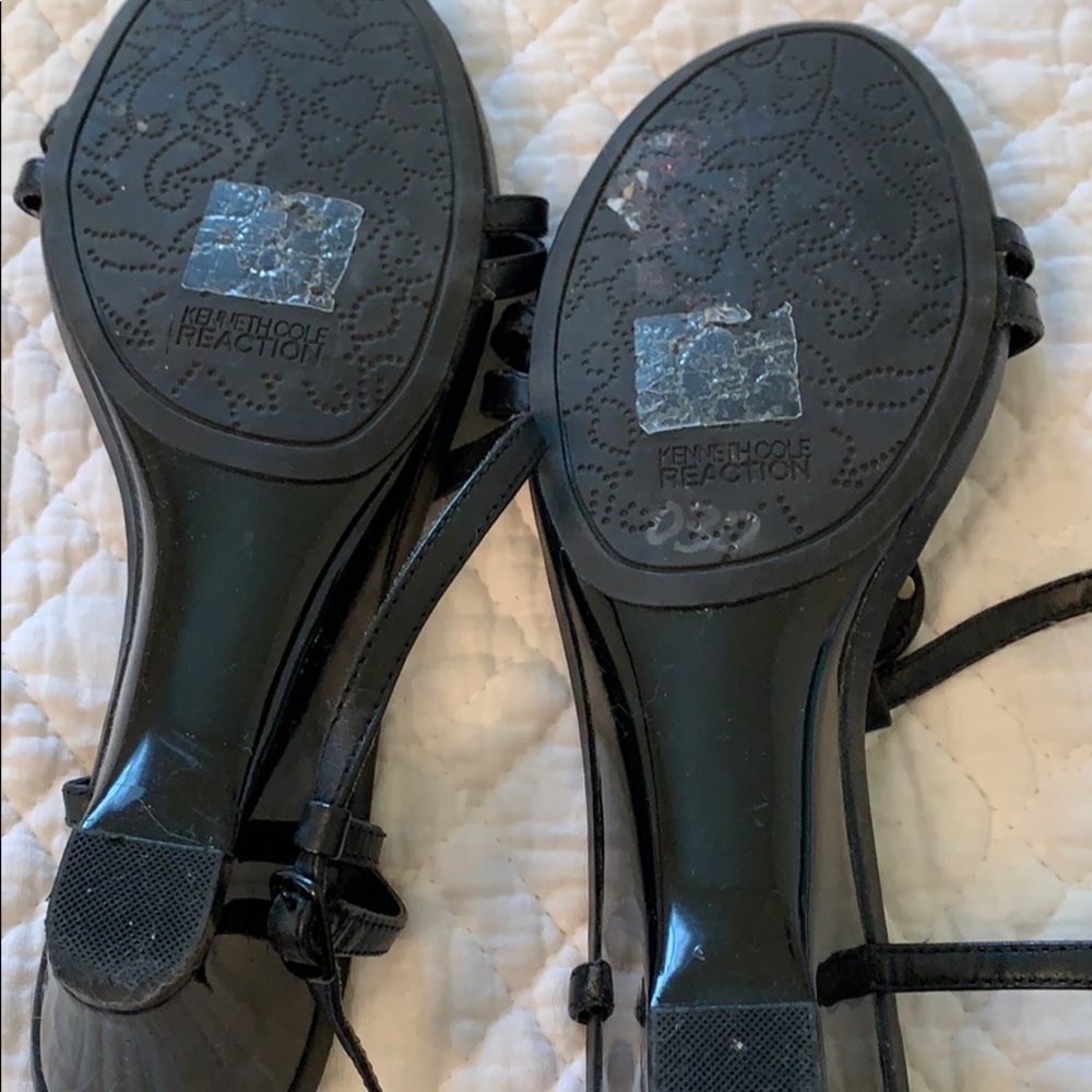 Sandals - Picture 3 of 4